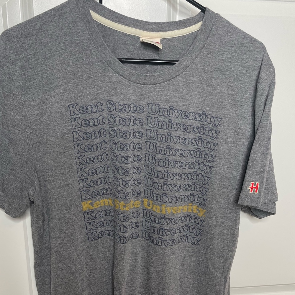 Kent State University. Kent Ohio. Homage. Size Large.